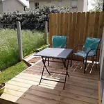 D'hotes Les Iris A Sur Le Bassin D'arcachon B&B 4*