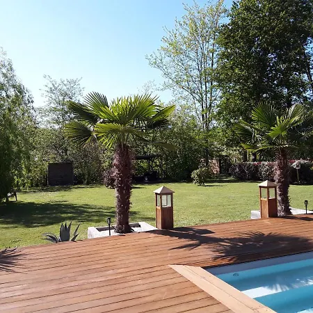 לינה וארוחת בוקר D'hotes Les Iris A Sur Le Bassin D'arcachon 4*