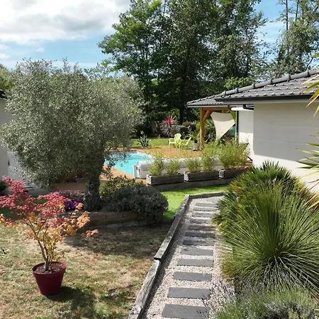 D'hotes Les Iris A Sur Le Bassin D'arcachon Oda ve Kahvaltı Mios