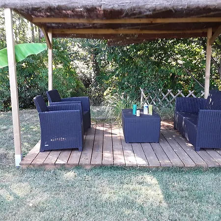 D'hotes Les Iris A Sur Le Bassin D'arcachon Bed & Breakfast