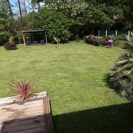 D'hotes Les Iris A Sur Le Bassin D'arcachon מיוס