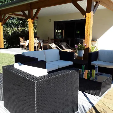 D'hotes Les Iris A Sur Le Bassin D'arcachon Bed & Breakfast